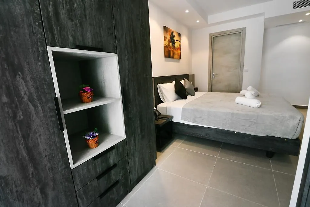 Luma Residence Saint Julian's 3*,  Malta